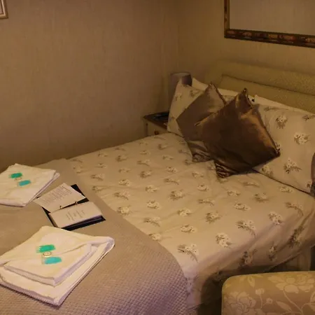 Bed and Breakfast Levante Σκάρμπορο